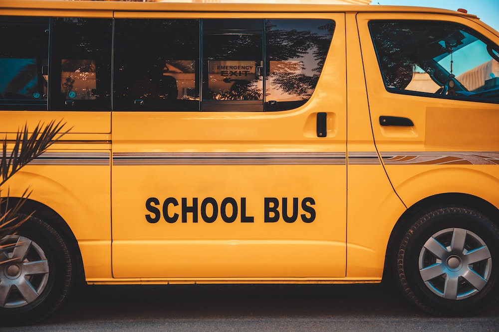 Les défis de la gestion des stocks pour les entreprises d'auto-écoles en ligne