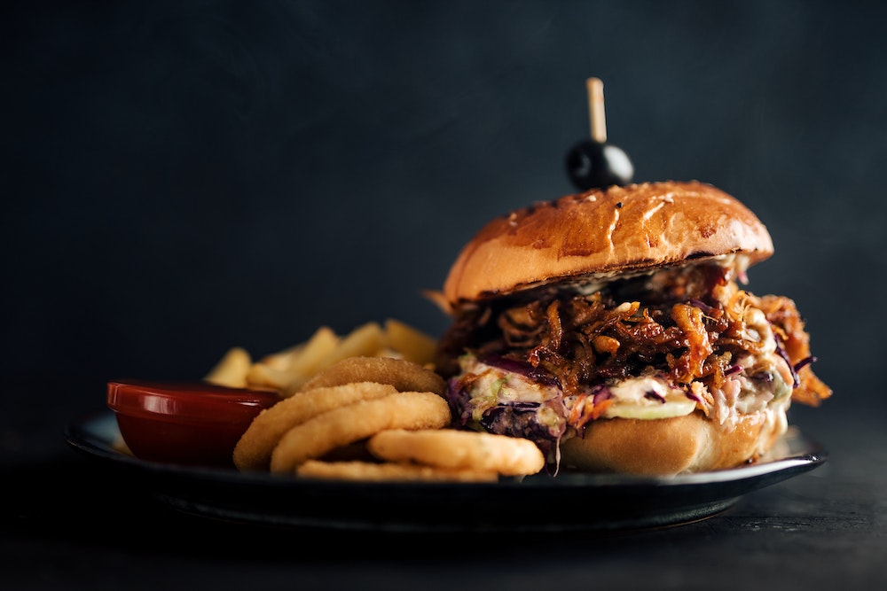 Devenir Roi du Burger : Comment Lancer avec Succès sa Propre Franchise de Burger?