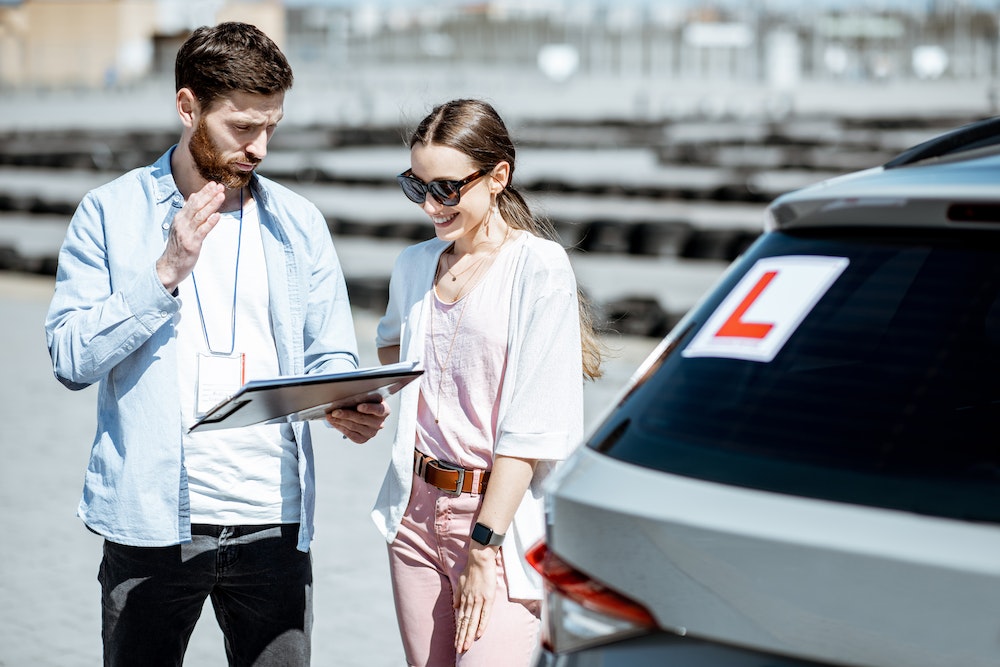 Développement business auto-école : comment réussir dans un secteur en pleine mutation ?