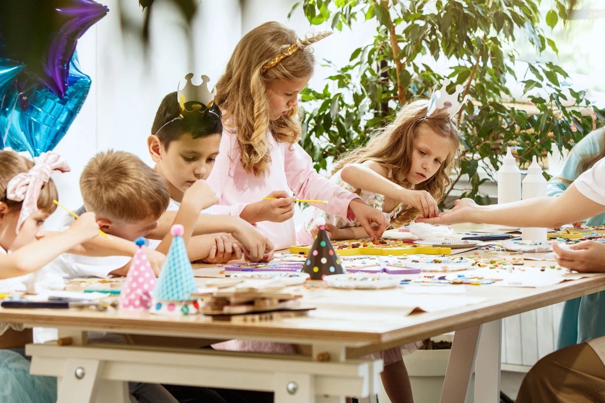 Révélez votre potentiel créatif : La formation en direction artistique, tremplin vers l'excellence